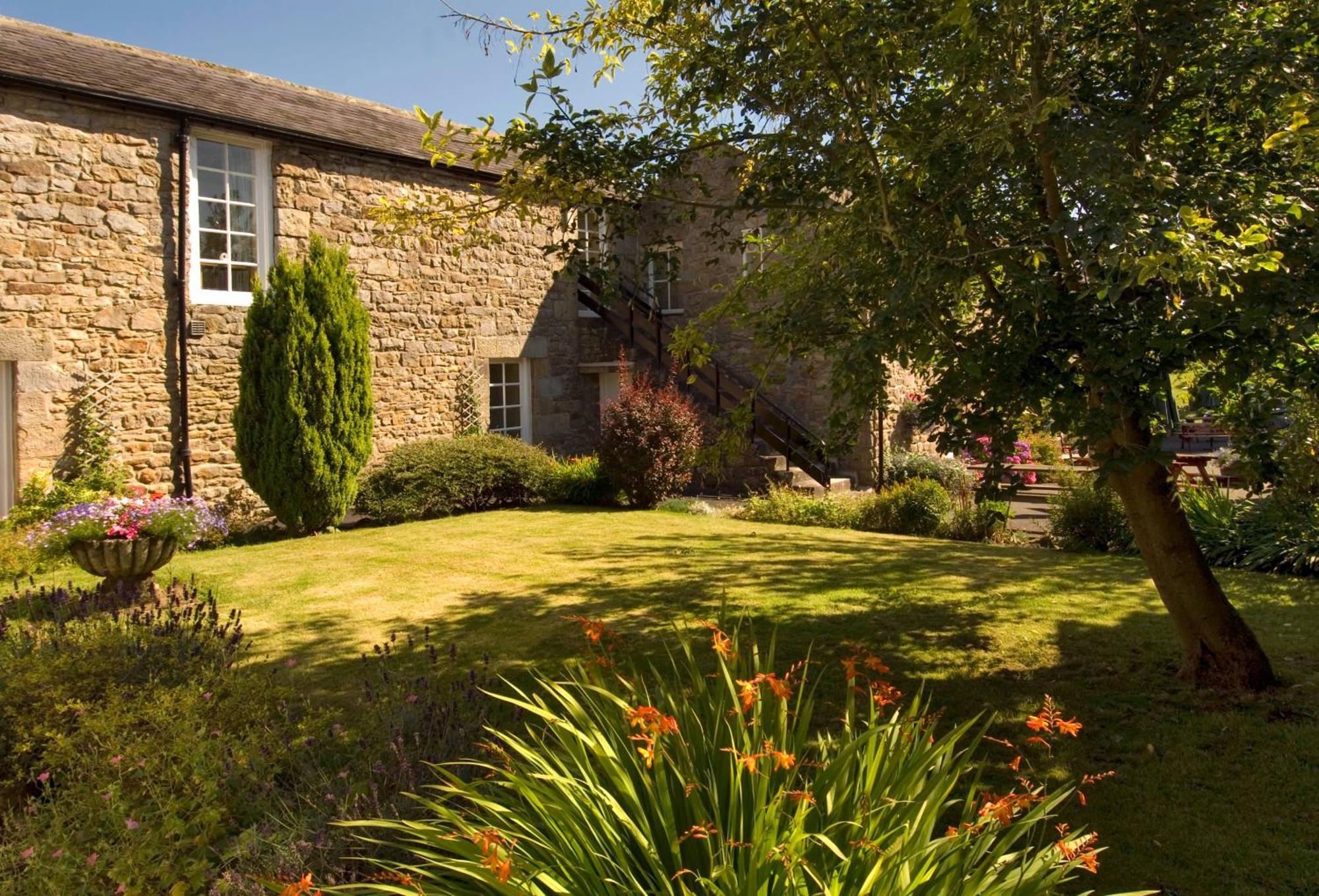 The Pheasant Inn Falstone ภายนอก รูปภาพ